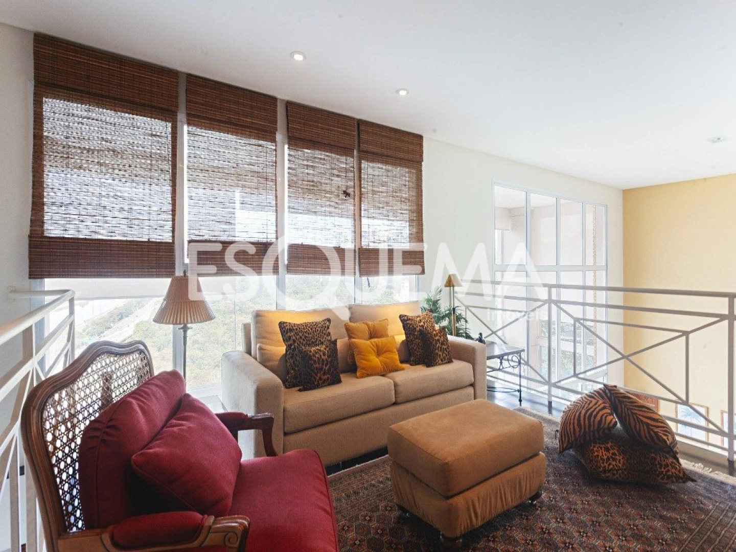 Apartamento com pé-direito duplo e vista permanente próximo ao Parque Burle Marx - Imagem 5
