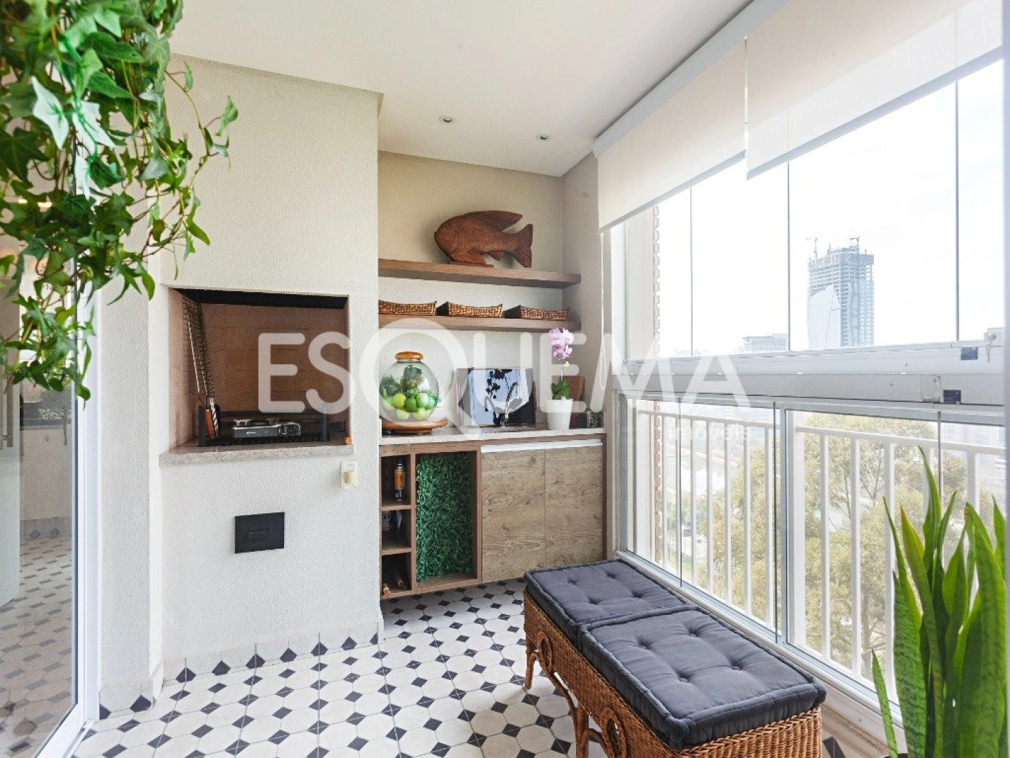 Apartamento com pé-direito duplo e vista permanente próximo ao Parque Burle Marx - Imagem 8