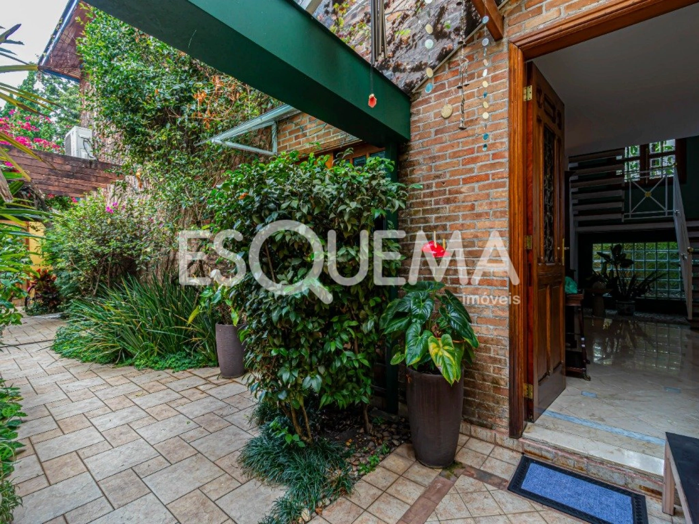 Casa clássica em rua fechada no Alto de Pinheiros - Imagem 6