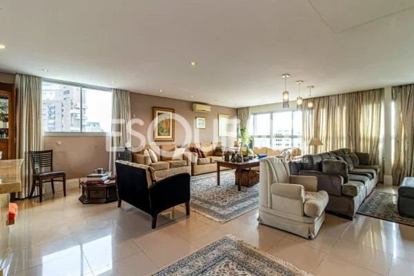 Apartamento amplo e sofisticado ao lado do Parque do Povo