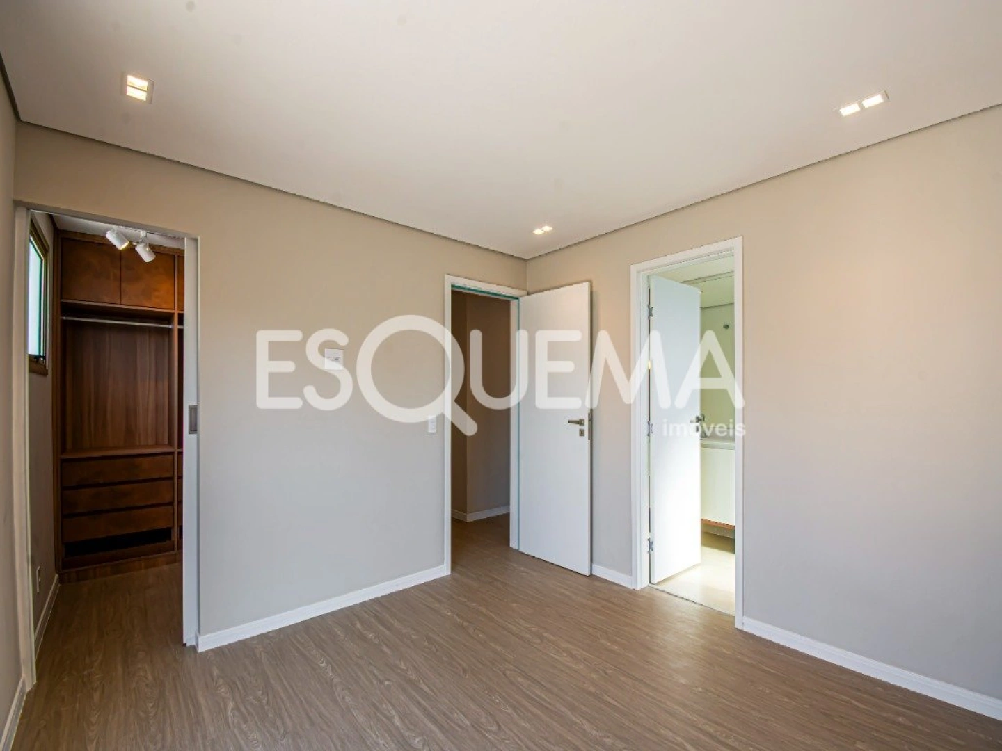 Penthouse reformada com vista 360° - Imagem 12