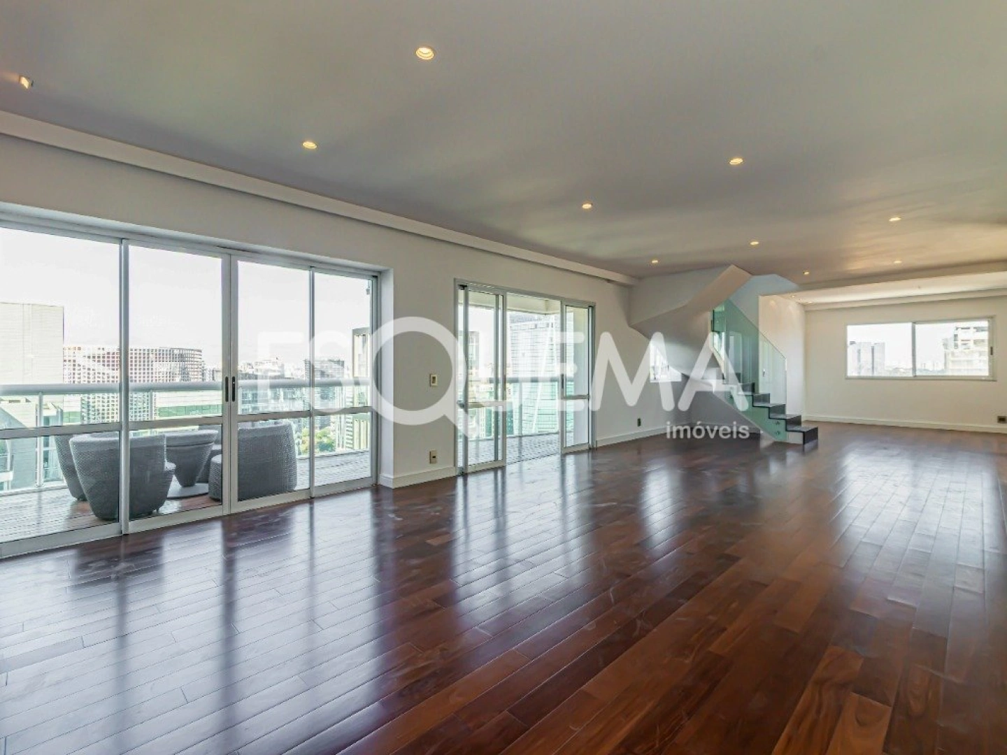 Cobertura duplex com vista privilegiada no miolo do Itaim Bibi - Imagem 4