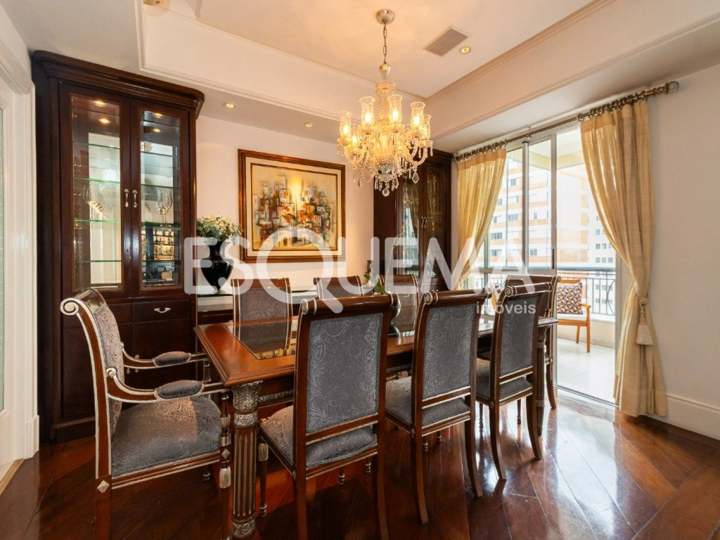 Apartamento em edifício neoclássico no Jardim América - Imagem 3