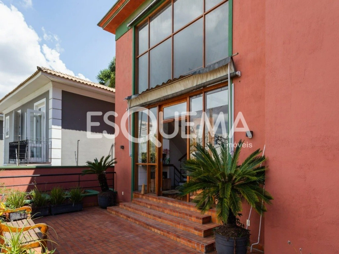 Casa próxima ao Clube Paineiras, com piscina e espaço gourmet - Imagem 1