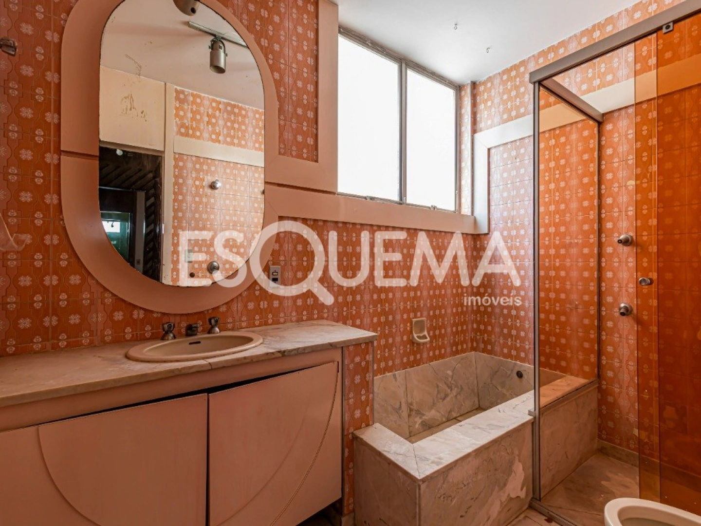 Apartamento amplo com ambientes bem distribuídos em ótima localização - Imagem 10