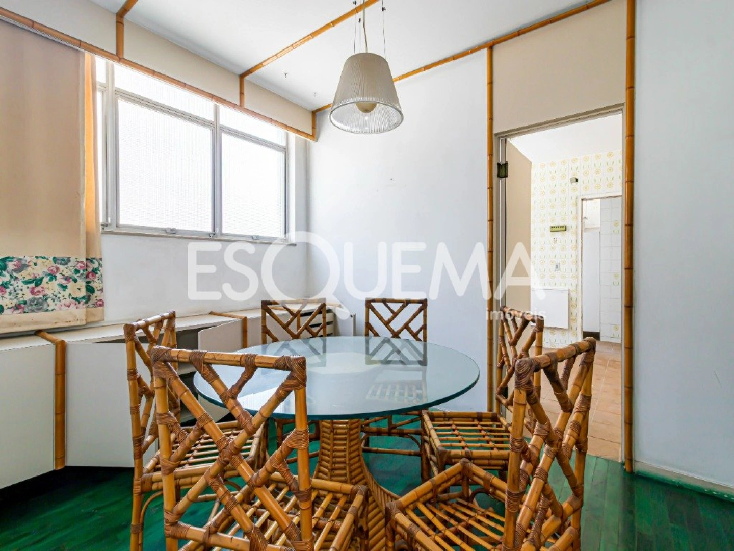 Apartamento amplo com ambientes bem distribuídos em ótima localização - Imagem 13