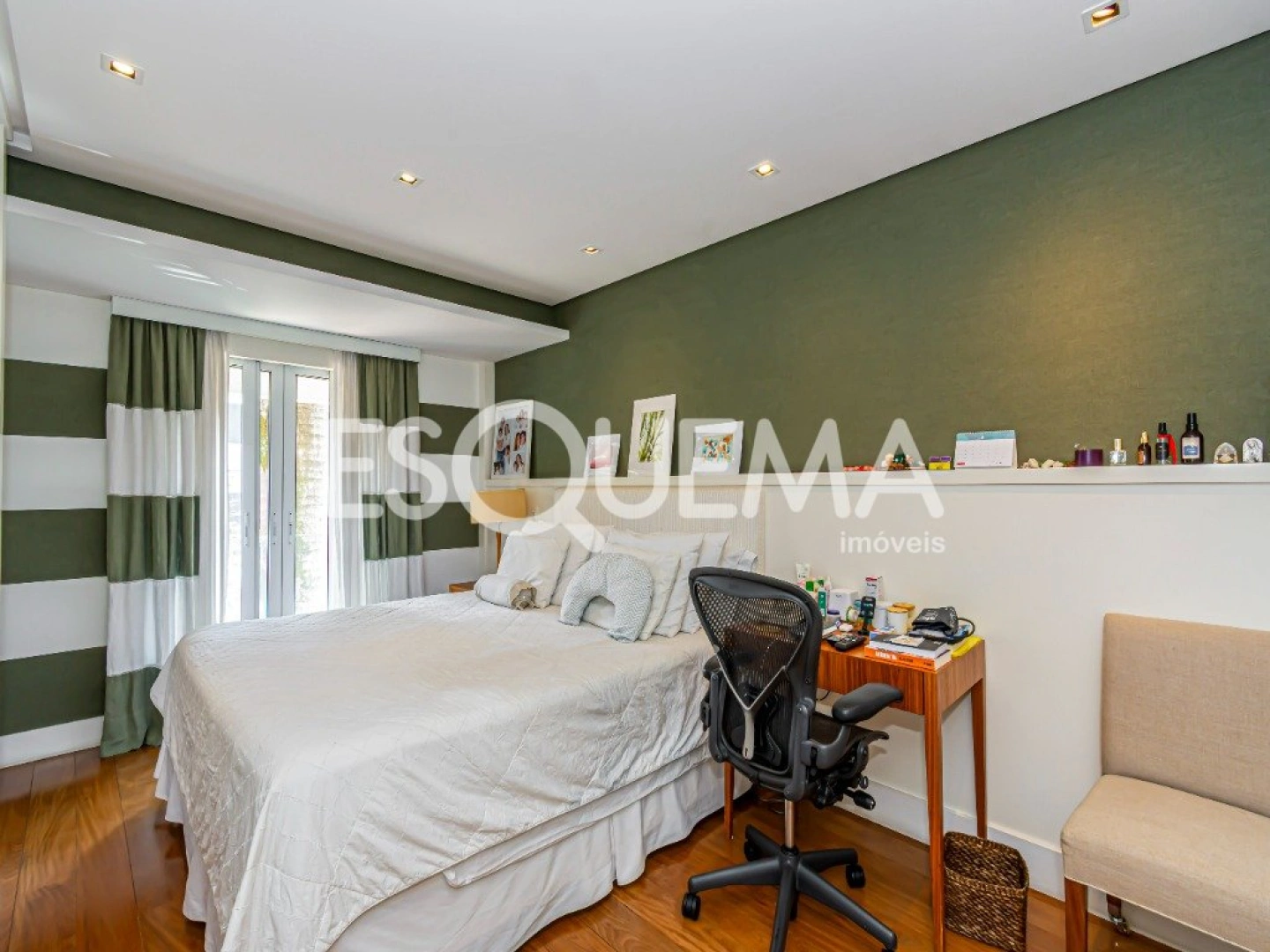 Casa em condomínio com quadra de tênis no Jardim Paulistano - Imagem 13