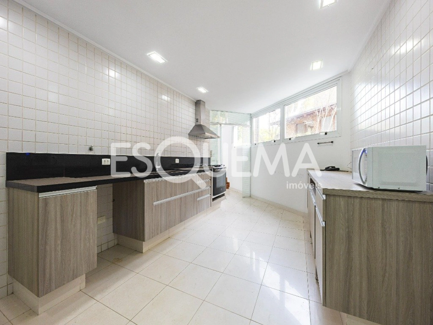 Casa em condomínio exclusivo no Real Parque - Imagem 14