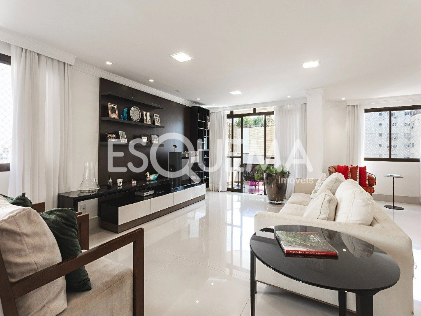 Apartamento com vista panorâmica do Jardim América - Imagem 1