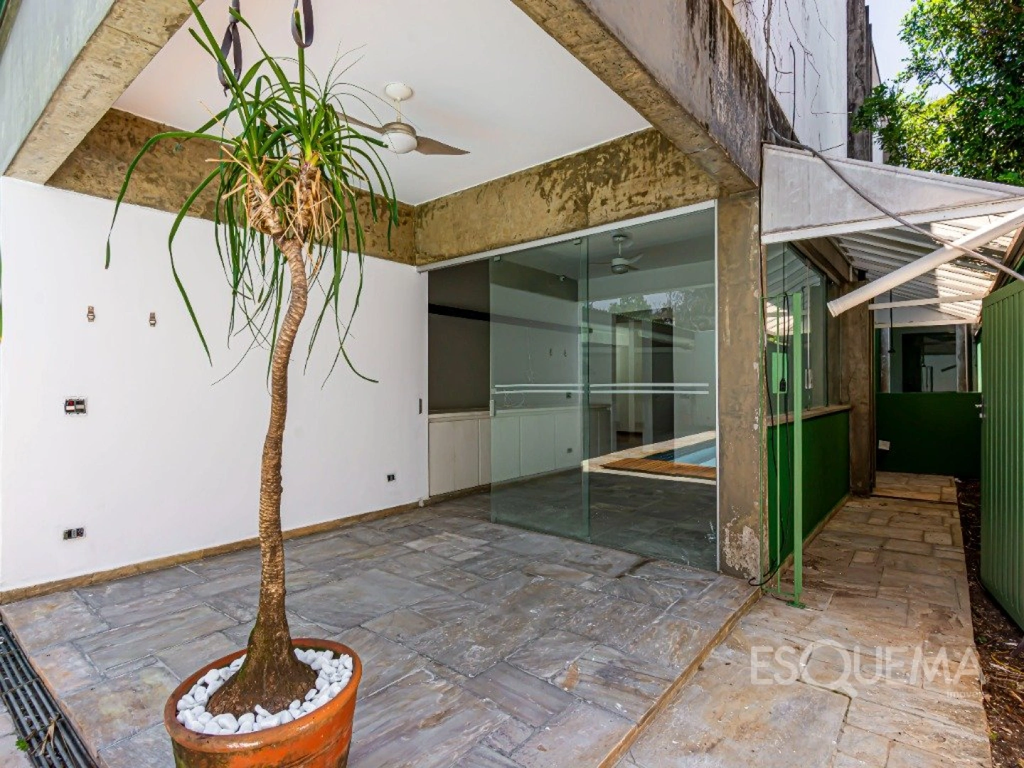 Casa em excelente localização no Jardim Europa - Imagem 12