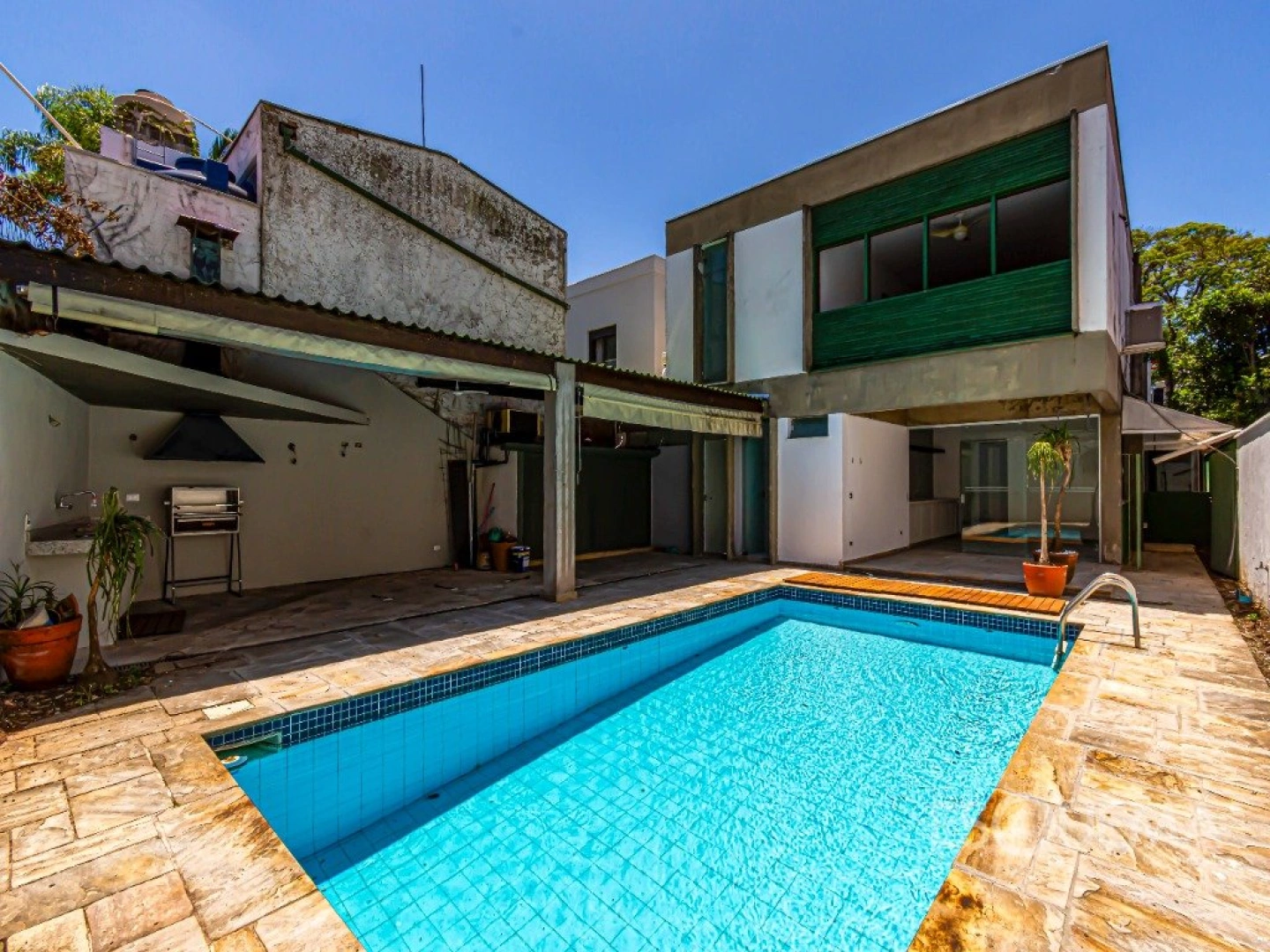 Casa em excelente localização no Jardim Europa - Imagem 3