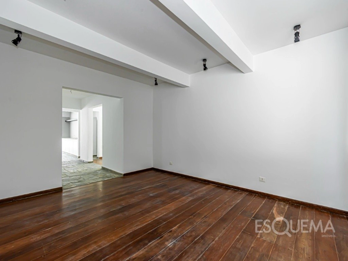 Casa em excelente localização no Jardim Europa - Imagem 5