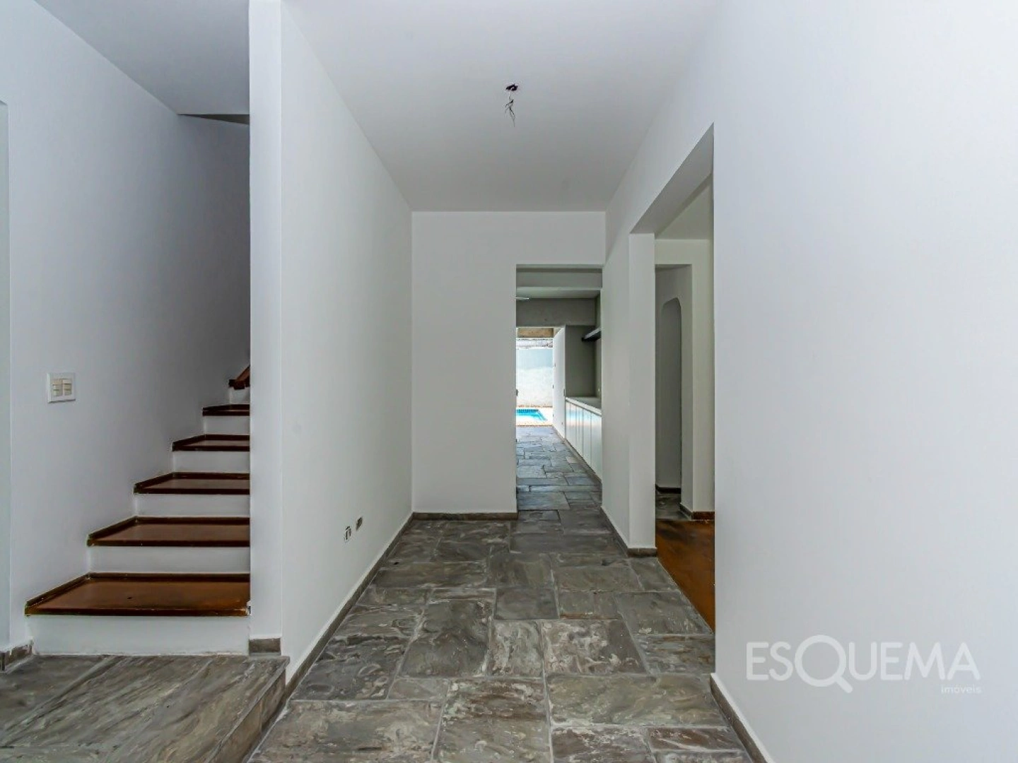 Casa em excelente localização no Jardim Europa - Imagem 6