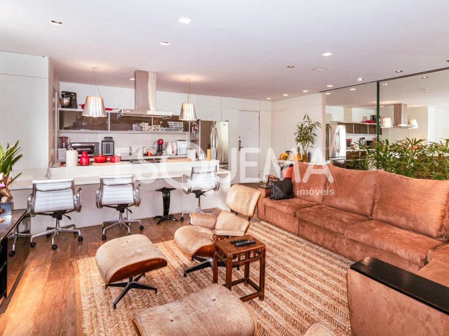 Apartamento reformado de 150 m² na Vila Nova Conceição - Imagem 2