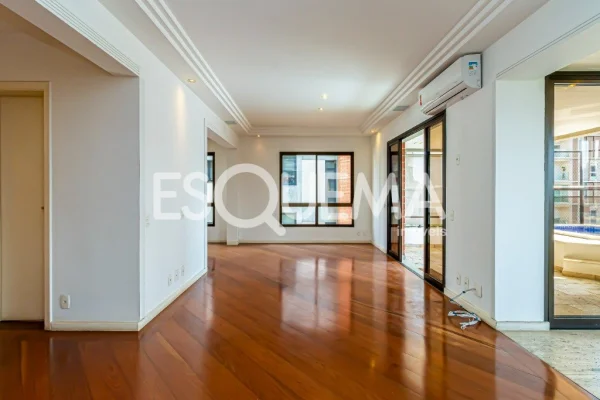Apartamento excelente em localização privilegiada