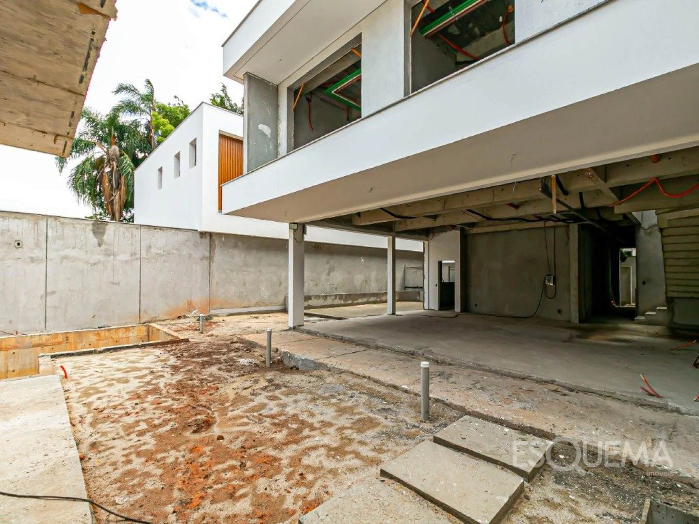 Casa em condomínio exclusivo com apenas 3 residências - Imagem 11