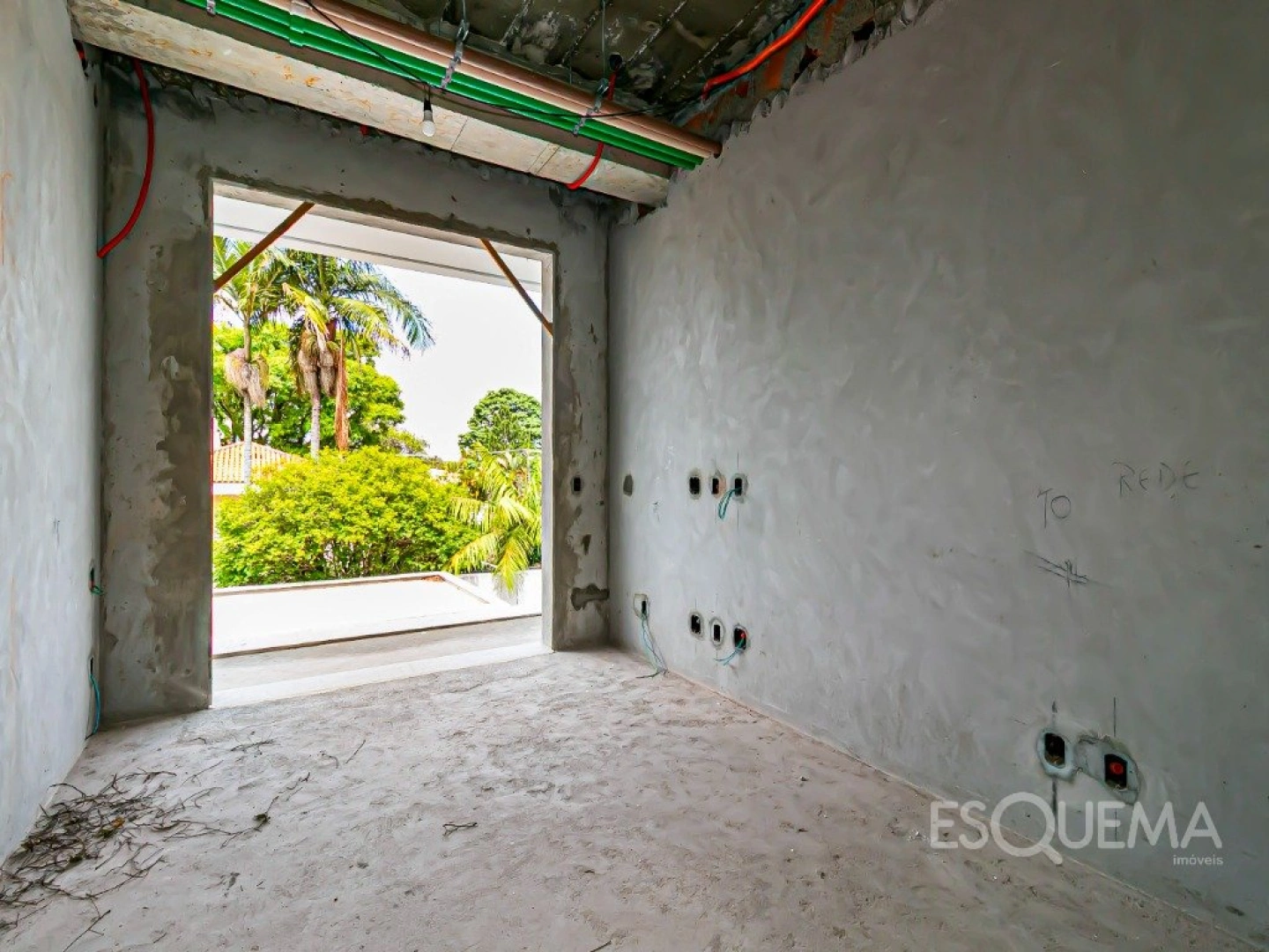 Casa em condomínio exclusivo com apenas 3 residências - Imagem 12