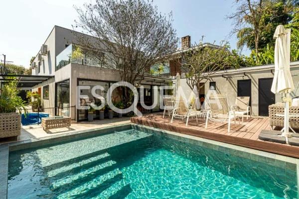 Casa em excelente localização no Alto de Pinheiros