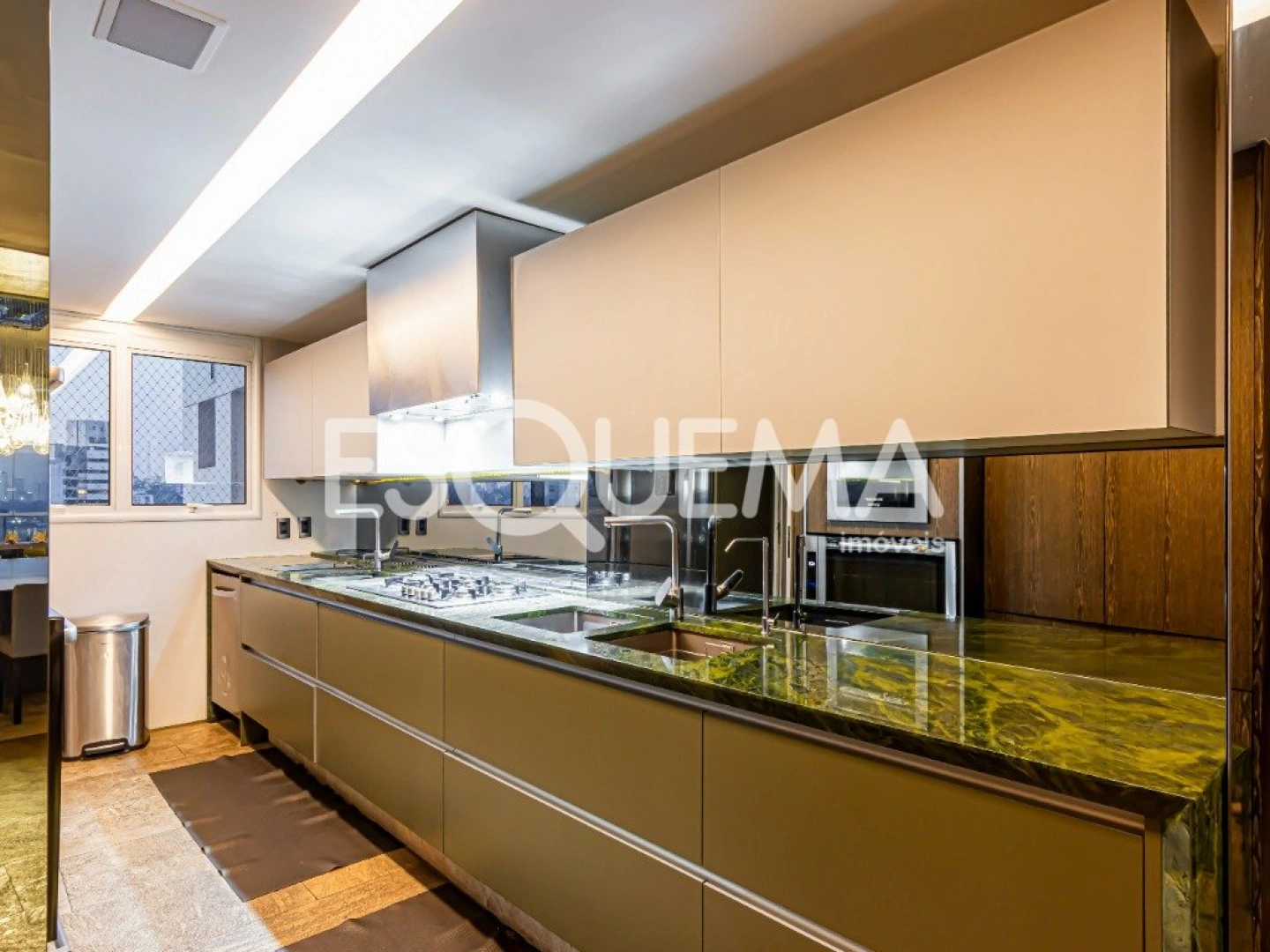 Apartamento com vista deslumbrante em condomínio renomado - Imagem 13