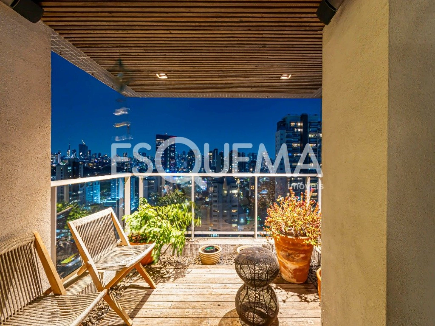 Apartamento com vista deslumbrante em condomínio renomado - Imagem 6