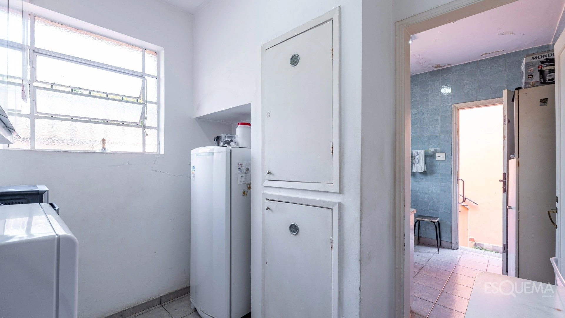 Casa de esquina com excelente potencial em localização privilegiada - Imagem 13