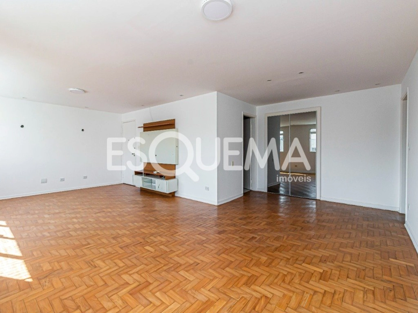 Apartamento reformado no Itaim Bibi - Imagem 1