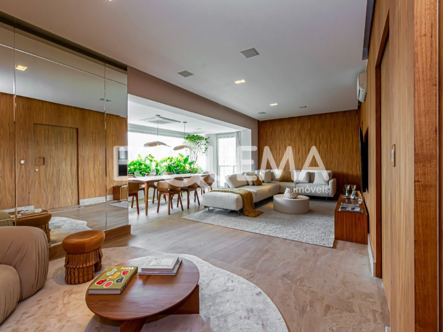 Apartamento reformado em condomínio contemporâneo - Imagem 2