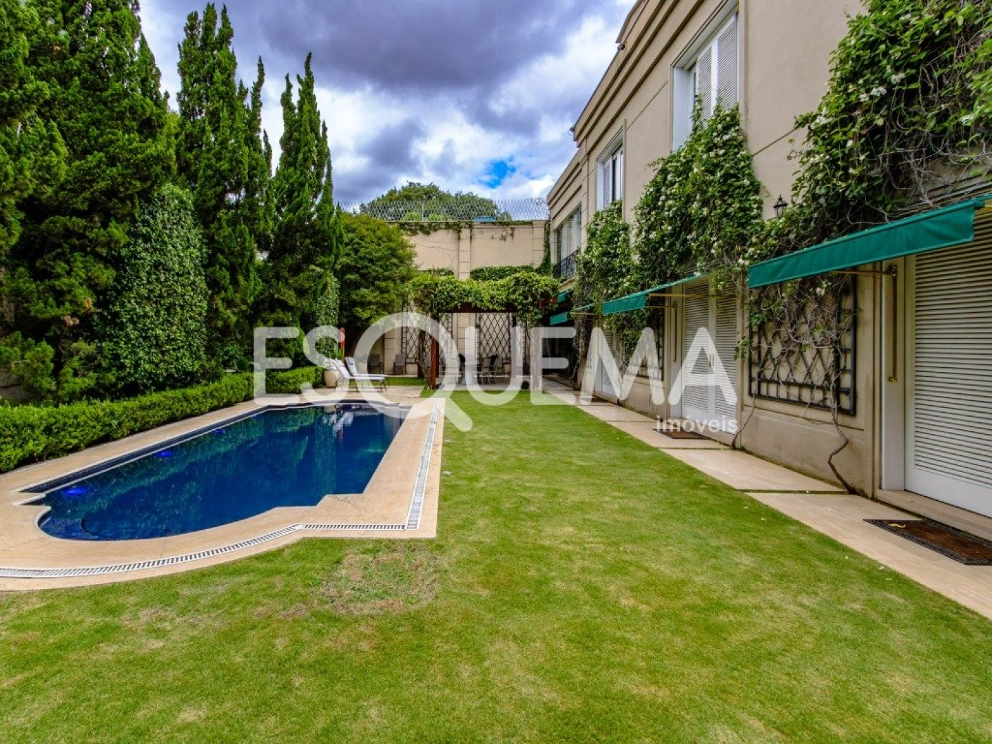 Casa com piscina aquecida e espaço gourmet no Jardim Luzitânia - Imagem 4