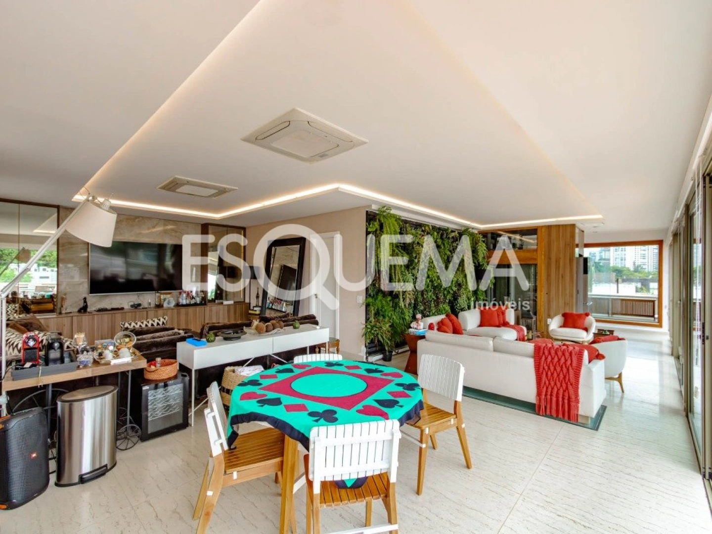 Casa com piscina aquecida e espaço gourmet no Jardim Luzitânia - Imagem 8
