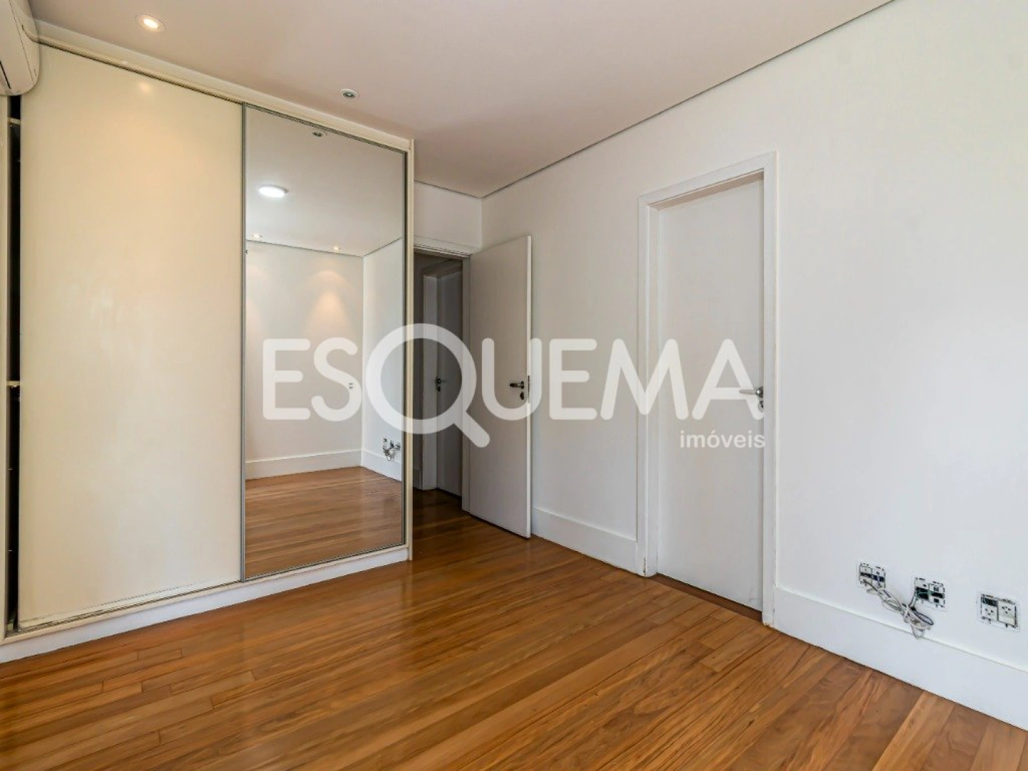 Apartamento diferenciado em rua tranquila no Itaim Bibi - Imagem 10