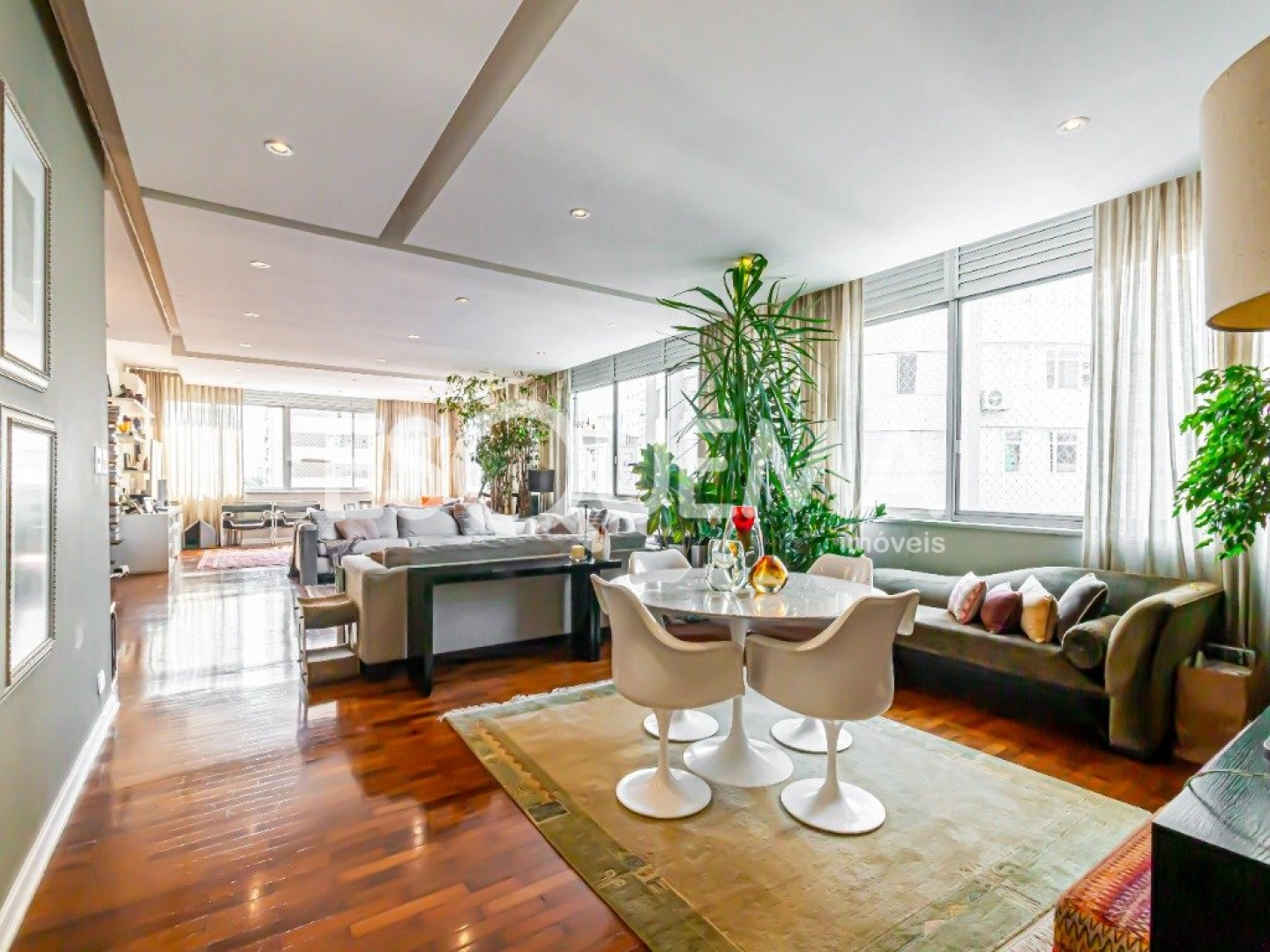 Apartamento de 480 m² em localização privilegiada - Imagem 1