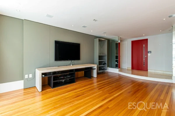 Apartamento em excelente localização com planta bem distribuída