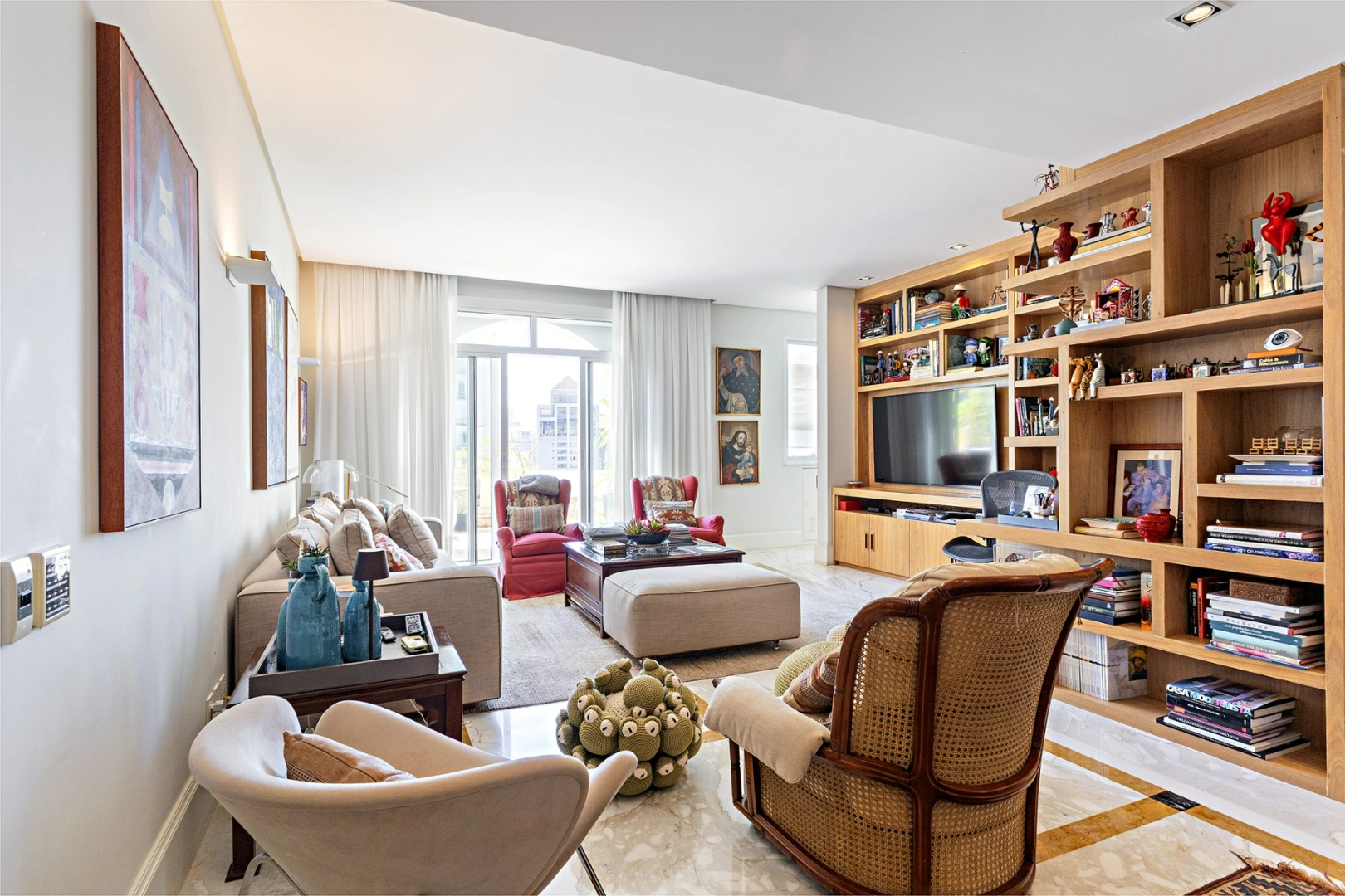 Apartamento de 733 m² assinado por Adolpho Lindenberg no Jardim Europa - Imagem 8