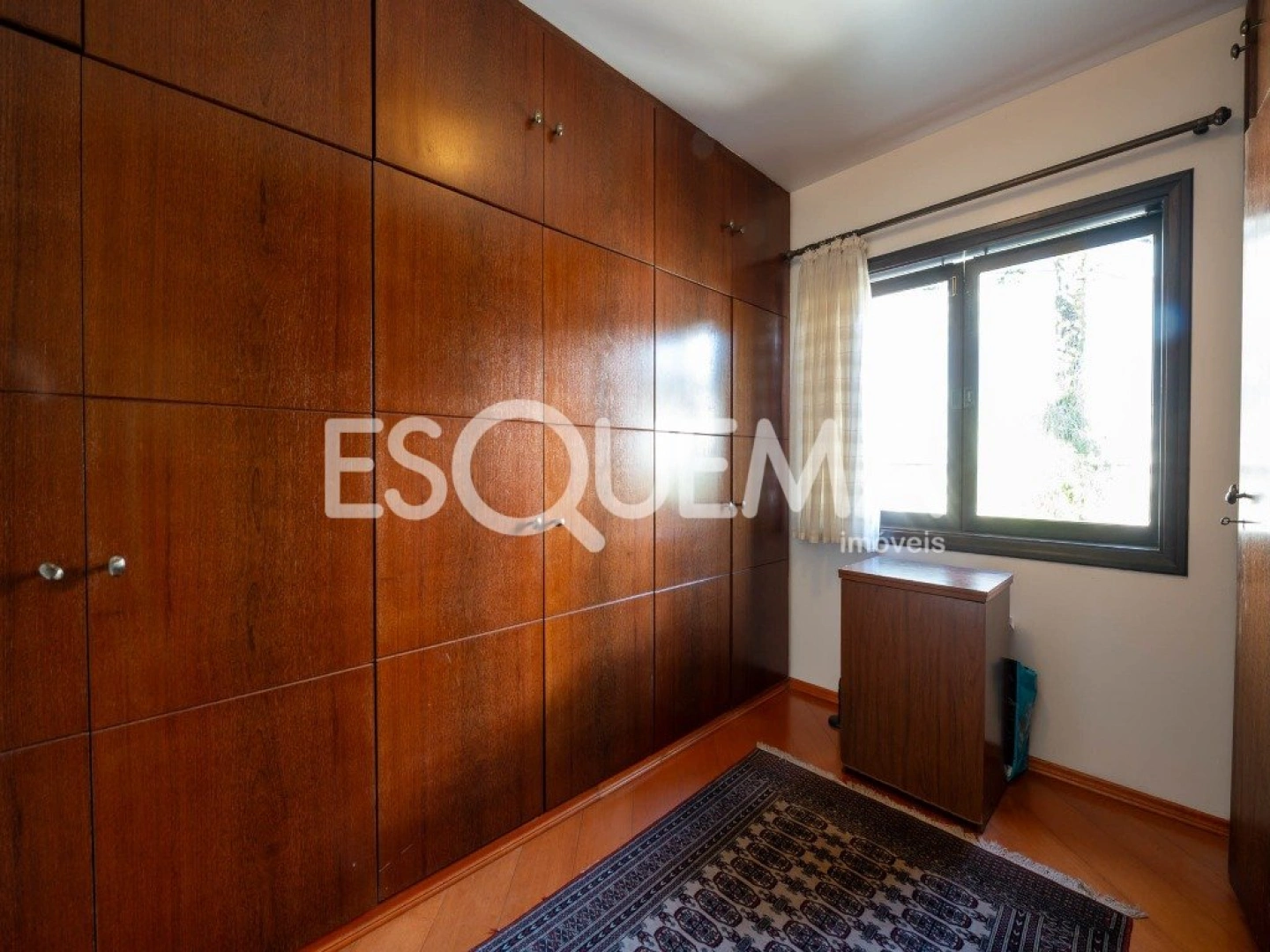 Casa para morar e receber bem em meio ao verde do Alto de Pinheiros - Imagem 11