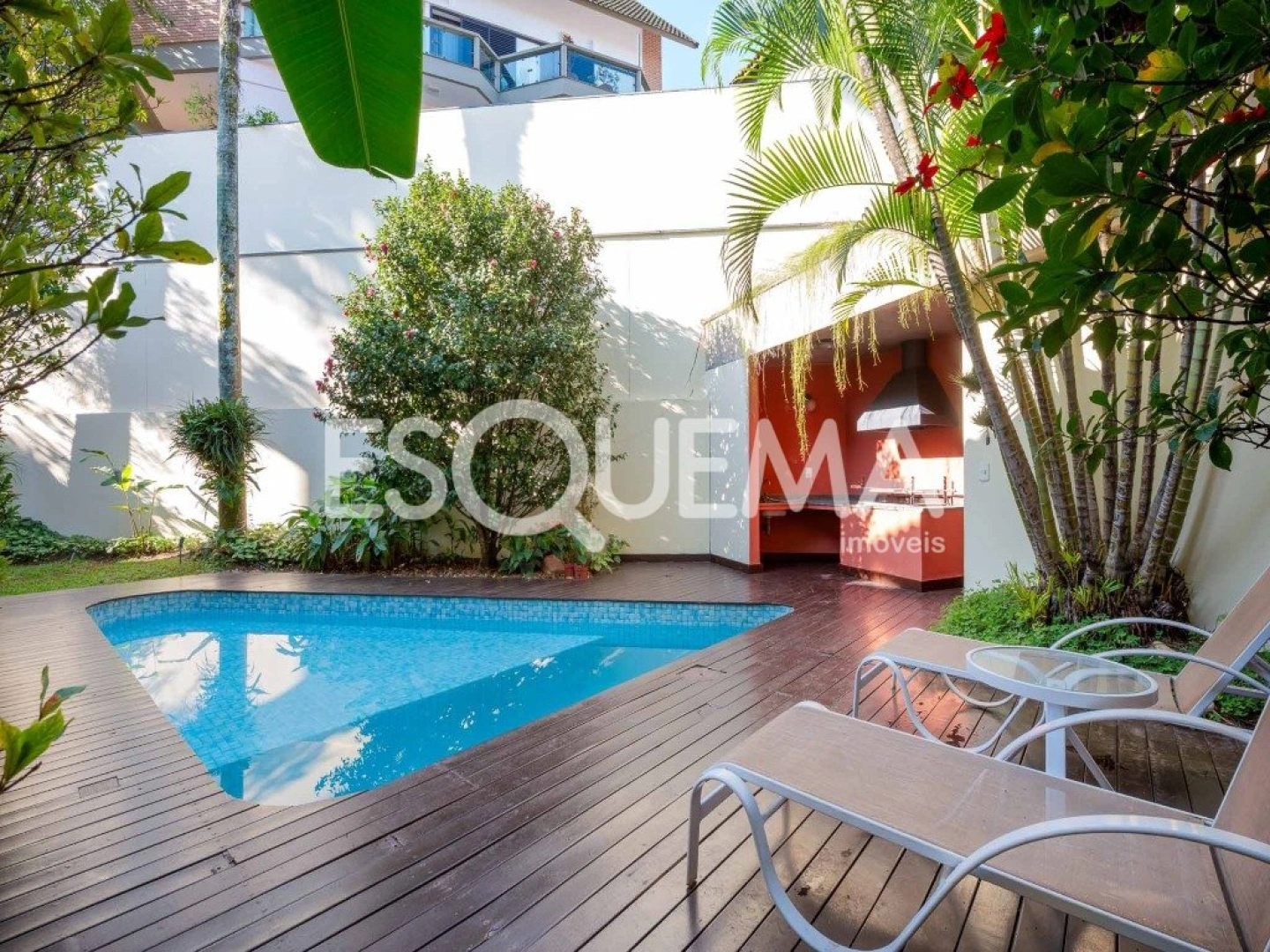 Casa para morar e receber bem em meio ao verde do Alto de Pinheiros - Imagem 4