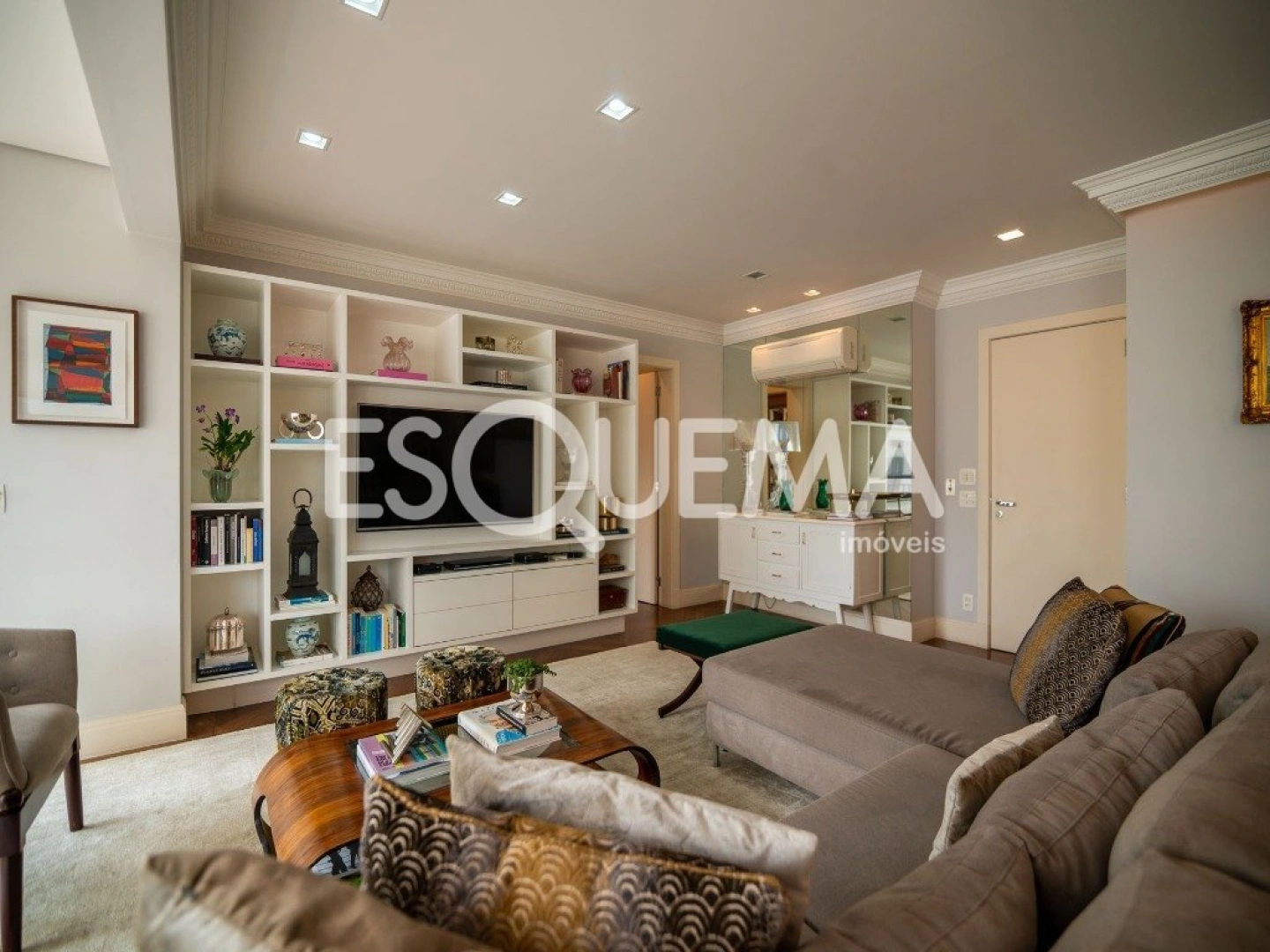 Apartamento reformado em rua tranquila no Itaim Bibi - Imagem 2