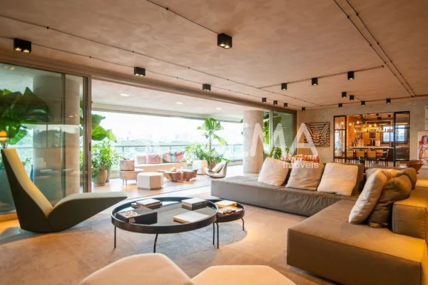 Apartamento com a maior varanda do bairro