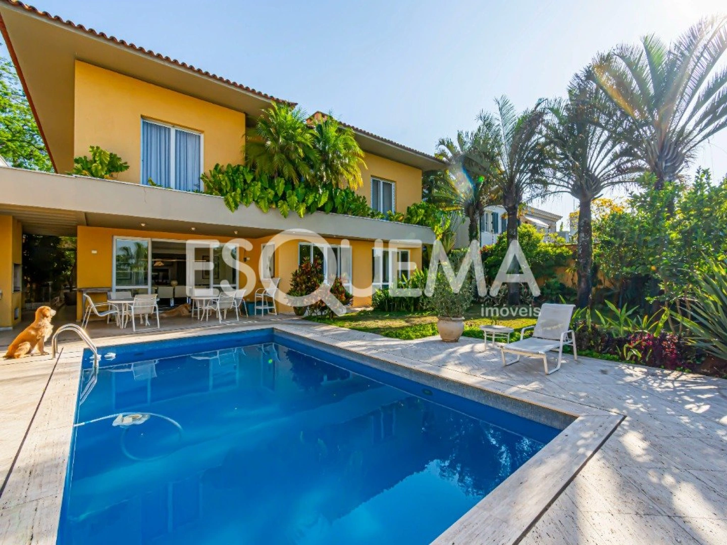Casa com piscina, jacuzzi e vista privilegiada no Jardim Guedala - Imagem 1