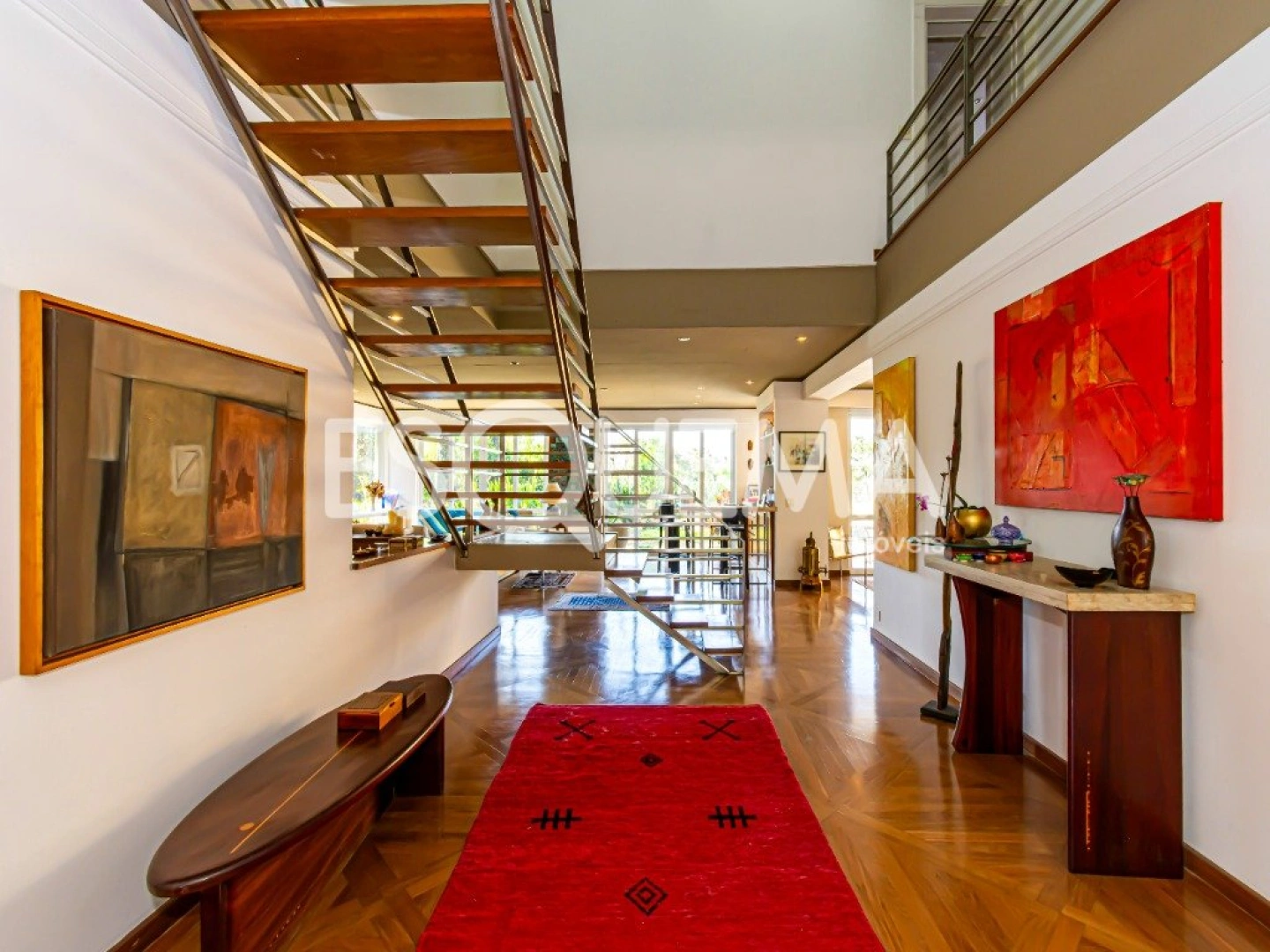 Casa com piscina, jacuzzi e vista privilegiada no Jardim Guedala - Imagem 5