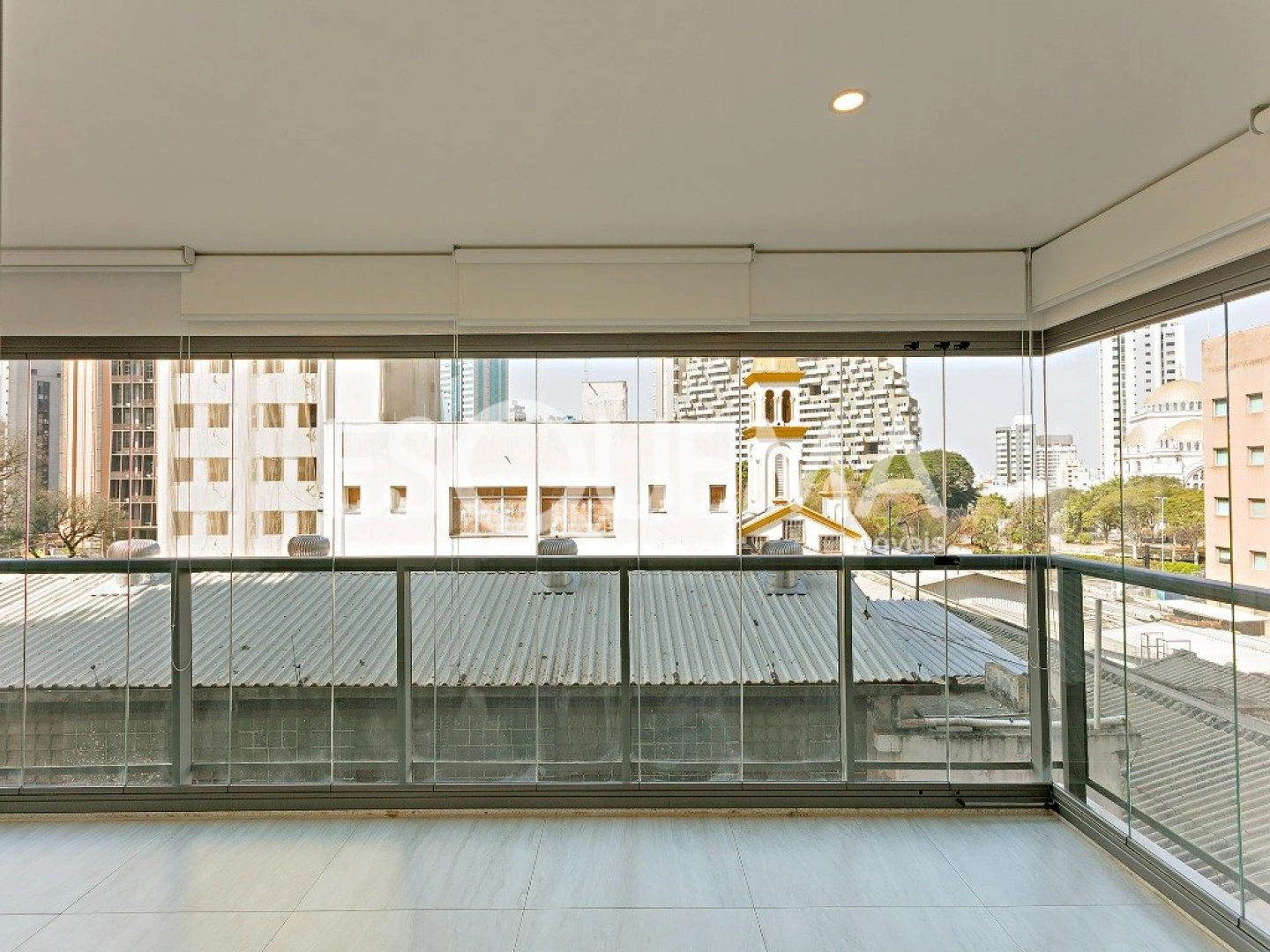 Apartamento no Paraíso em ótima localização - Imagem 2
