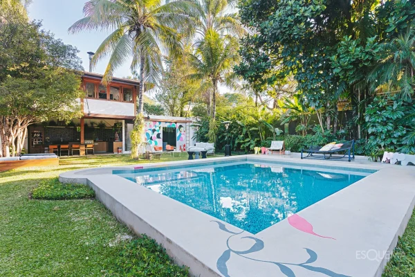 Casa contemporânea com ar de interior