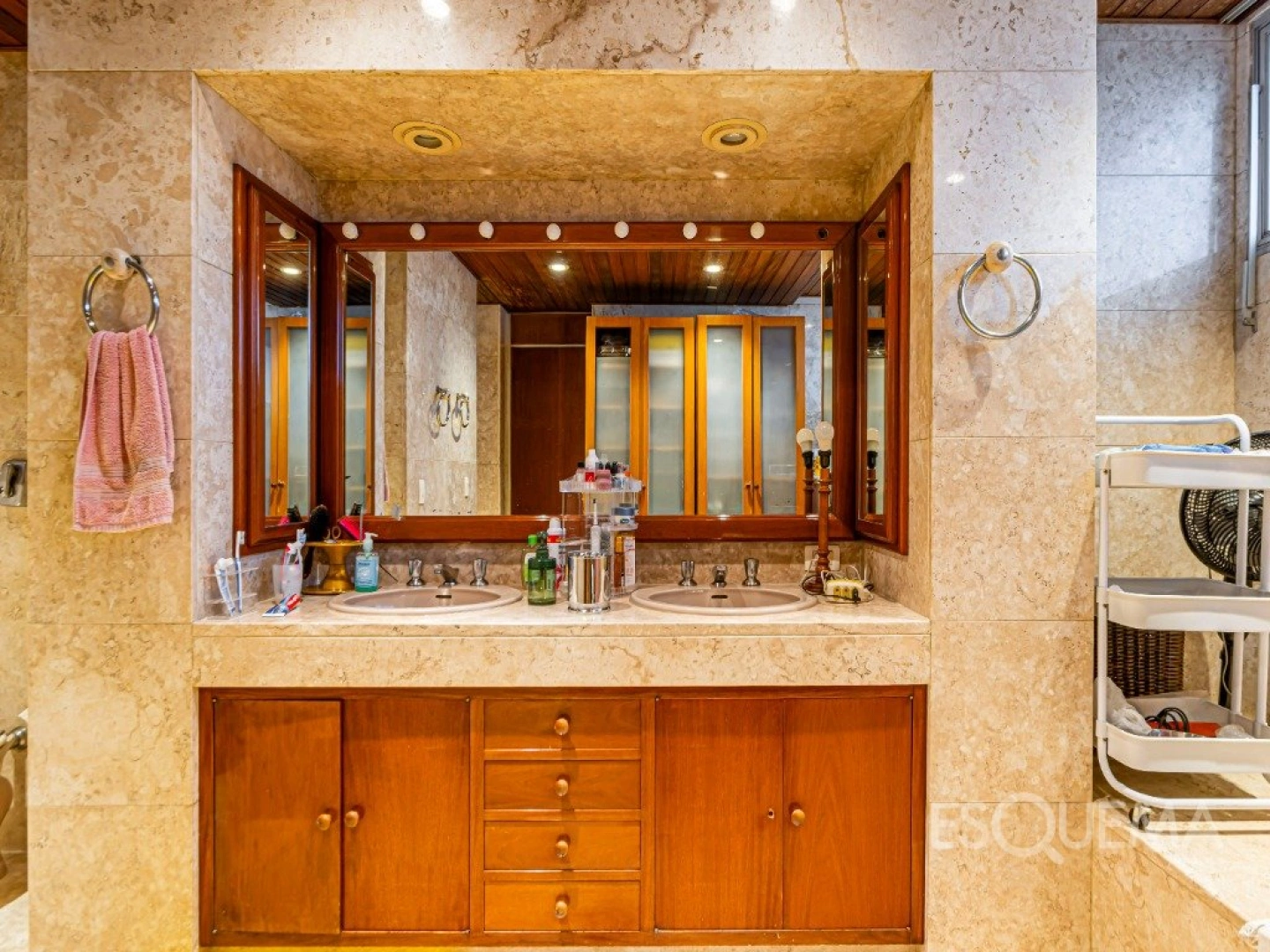 Apartamento elegante e espaçoso próximo ao Colégio Dante Alighieri - Imagem 13