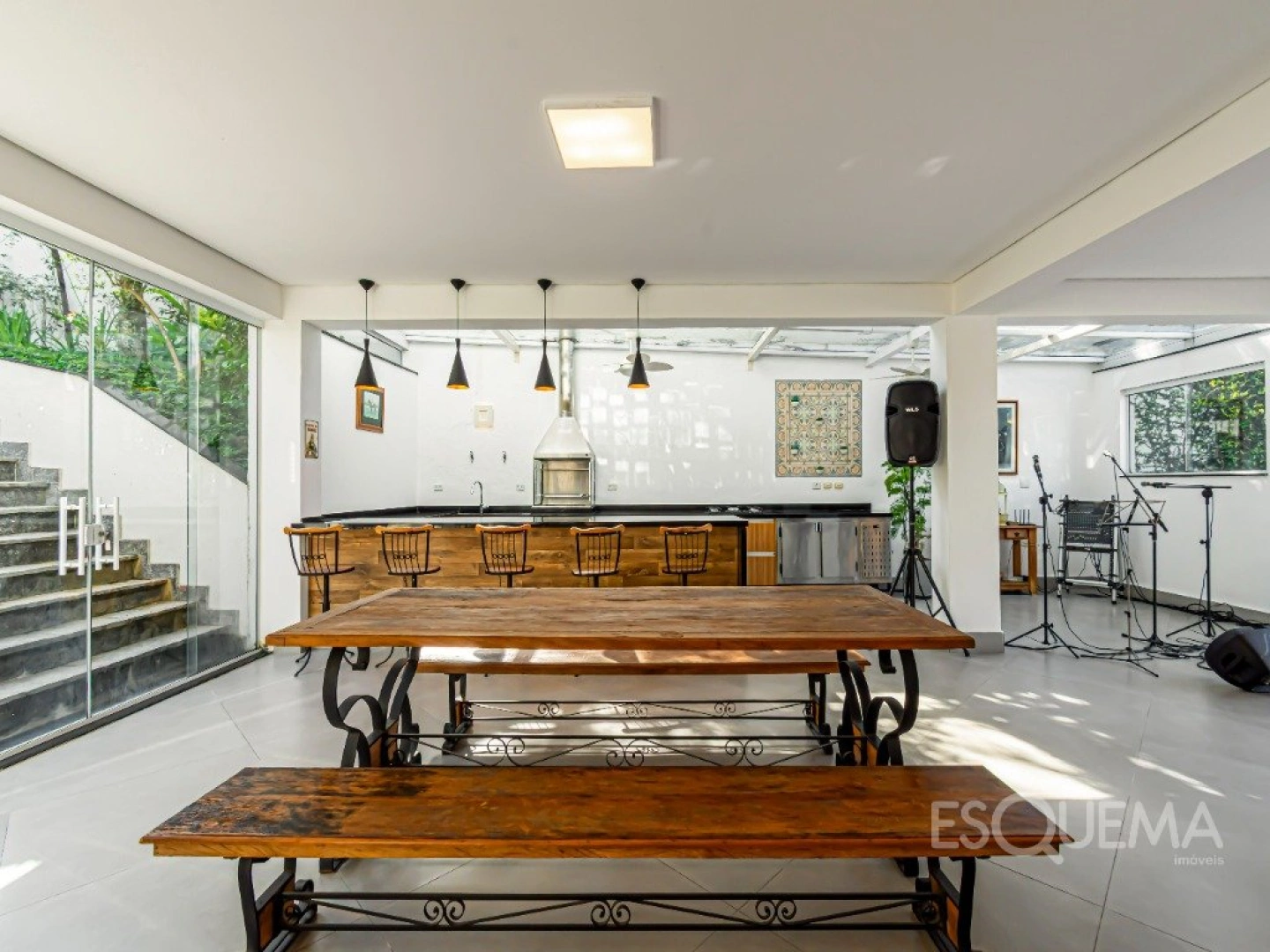 Casa com projeto de Ugo Di Pace - Imagem 13