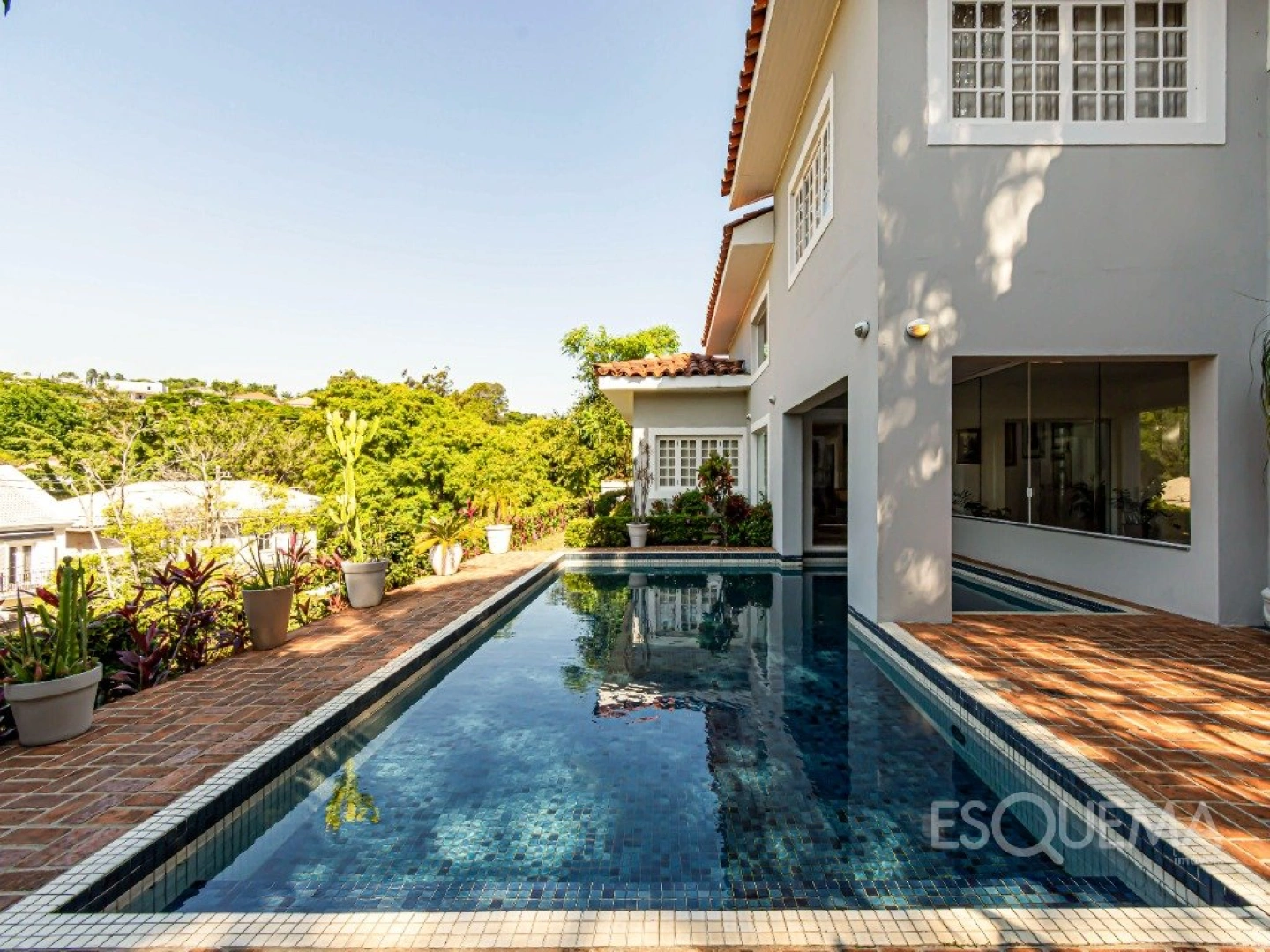 Casa com projeto de Ugo Di Pace - Imagem 3