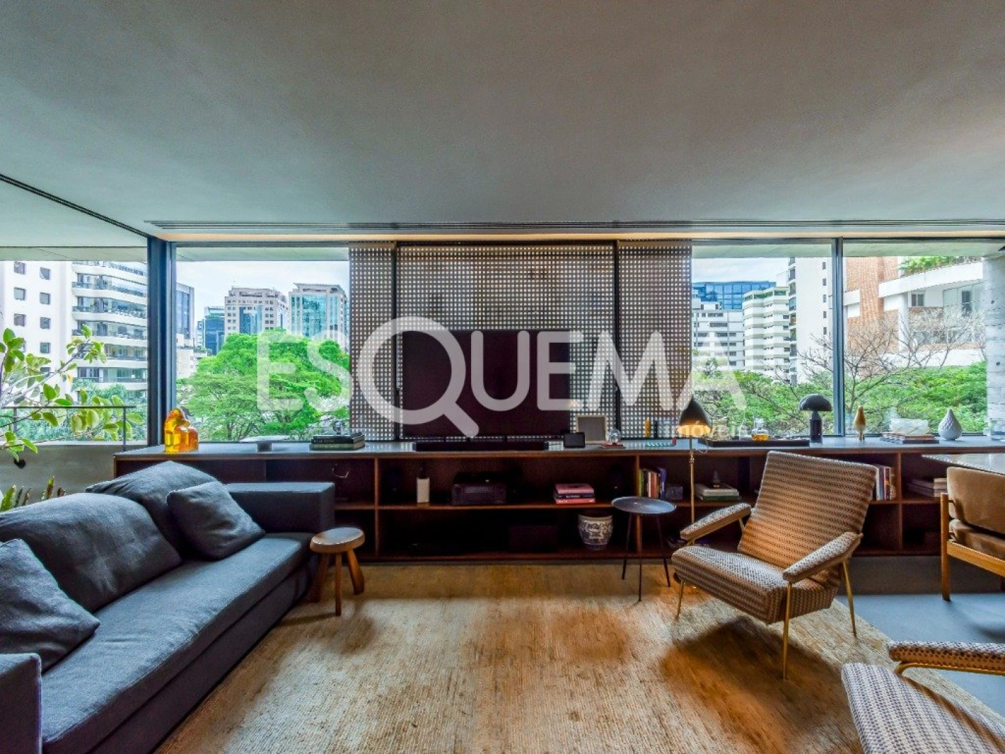 Apartamento com projeto em condomínio assinado por Marcio Kogan no Itaim Bibi - Imagem 4
