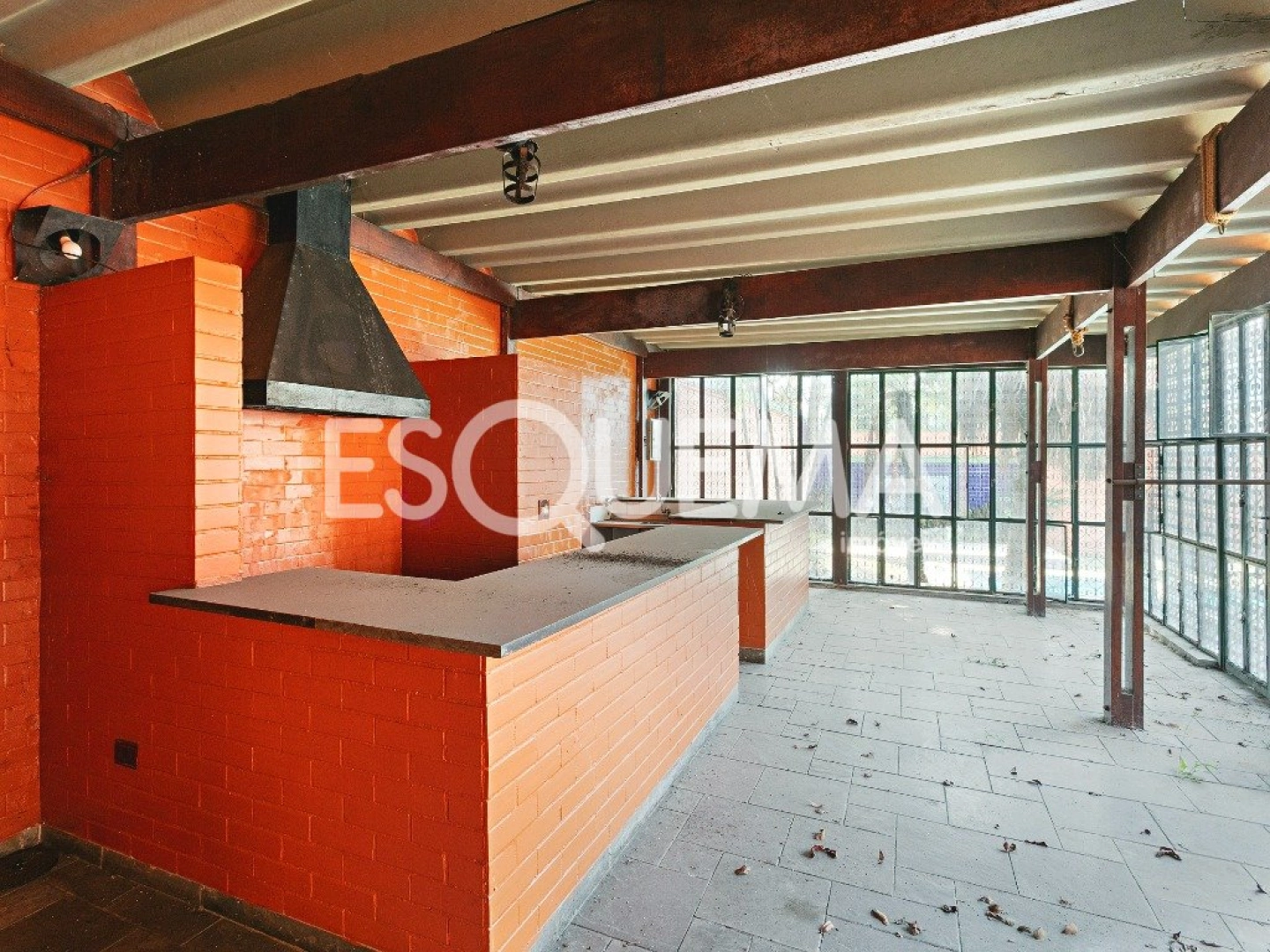 Casa em terreno de esquina para reforma - Imagem 6