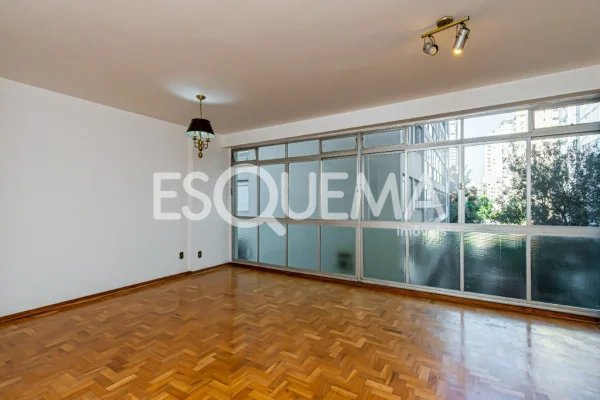 Apartamento a passos do Clube Pinheiros.