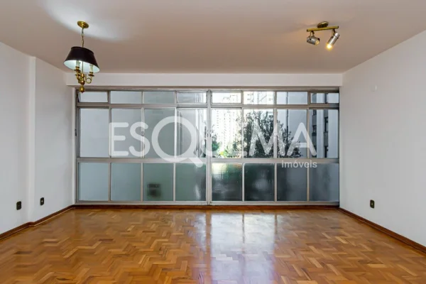 Apartamento a passos do Clube Pinheiros.
