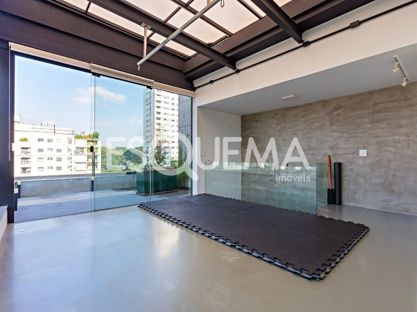 Cobertura no Alto de Pinheiros com vista para o verde - Imagem 1