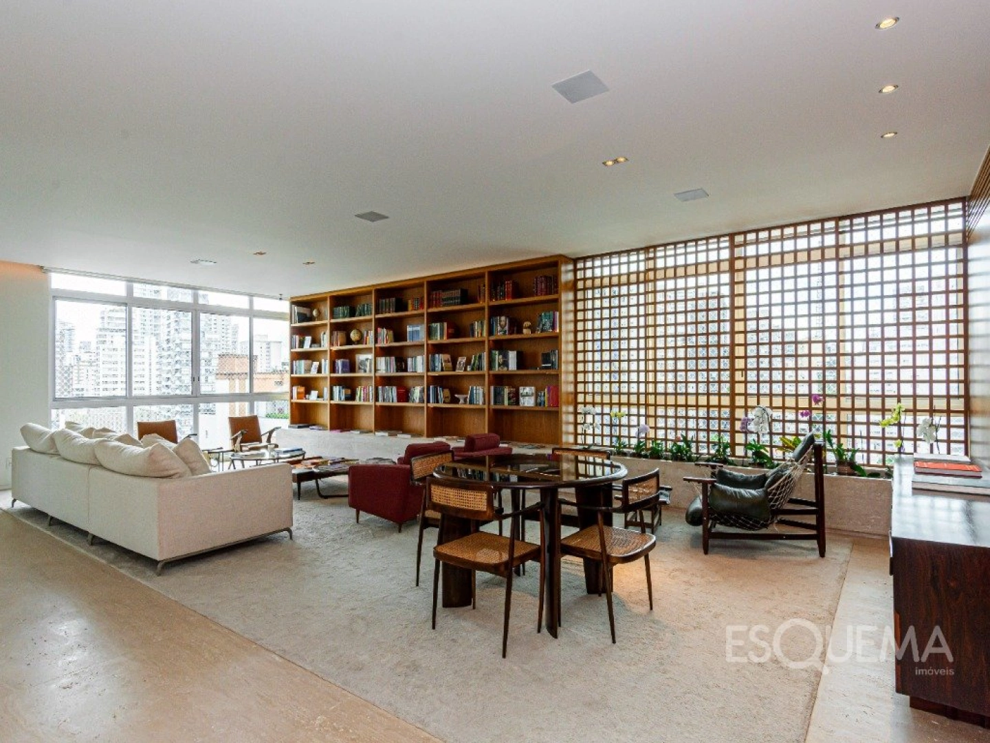 Apartamento reformado com vista panorâmica - Imagem 3